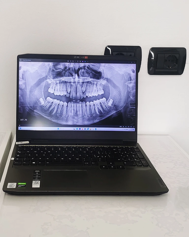 Ortondontista Savona Sandra Maramotti